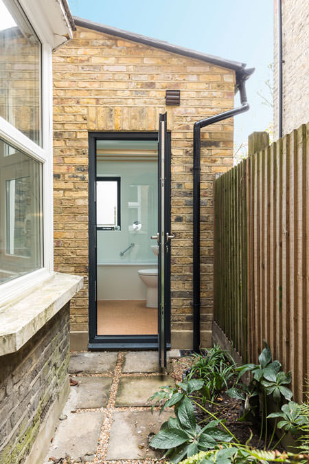 0527 side extension door onto a secluded garden in North west london