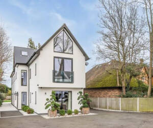 1130 Hornchurch Tudor House, RM11
